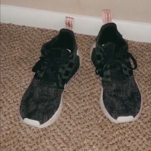Black nmd's